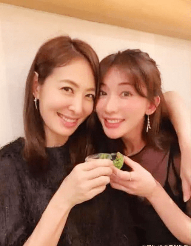  贾永婕 